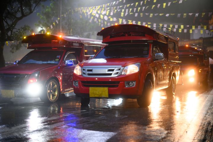 タイ　車